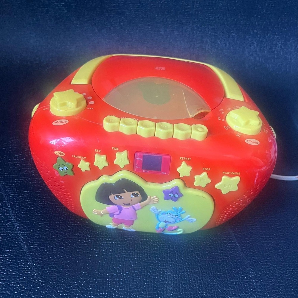 Nickelodeon Dora the Explorer CD AM/FM Radio Boombox Red Yellow Works No Antenna
